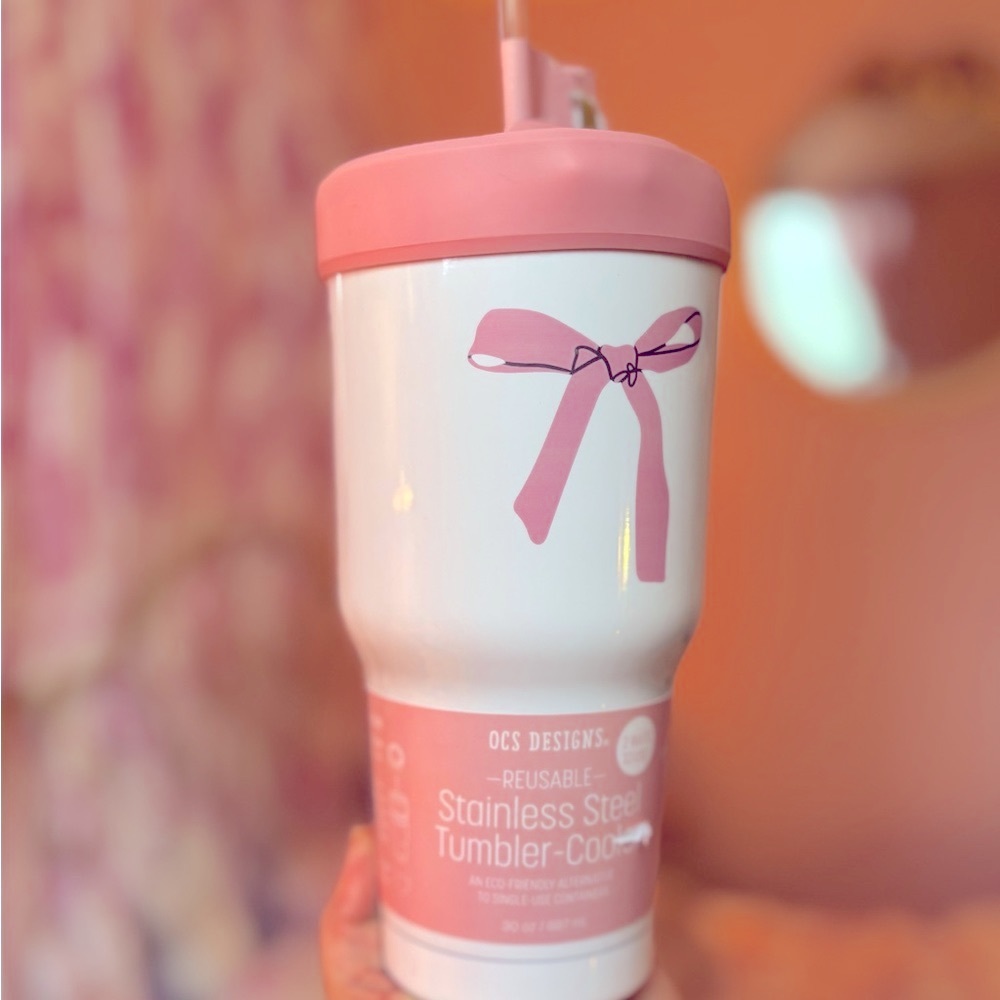 🎀🤍🩰 Pink bow Tumbler - Loveshackfany Vibes 🎀🤍🩰